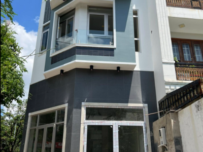 CẬN CẢNH CÔNG TRÌNH HIỆN ĐẠI SỬ DỤNG CỬA NHÔM JMA MÀU NHUNG ANODE CAO CẤP