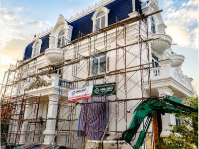 CẬN CẢNH CÔNG TRÌNH NHÀ PHỐ ĐÀ NẴNG ĐẲNG CẤP VỚI HỆ CỬA NHÔM JMA MÀU SOCOLA ANODE